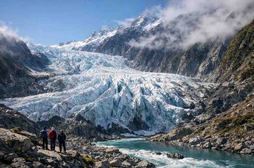 Franz Josef Glacier: A Majestic Ice Wonder in New Zealand